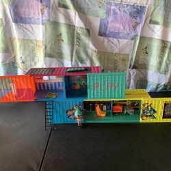 LOL SURPRISE CLUBHOUSE!