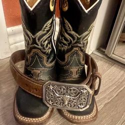 Cowboy Boots and belt 