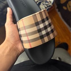 Burberry slides