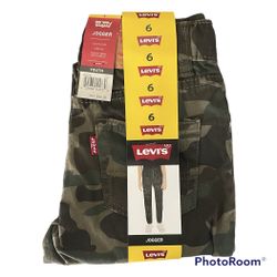 Levi’s Boys Twill Camo Joggers Size 6