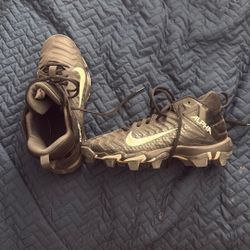 Nike Alpha Menace 2 Shark football cleats