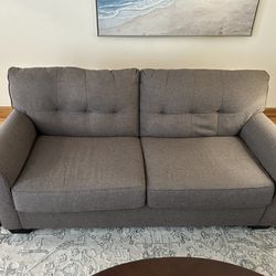Sofa / Couch - Great condition - Grey