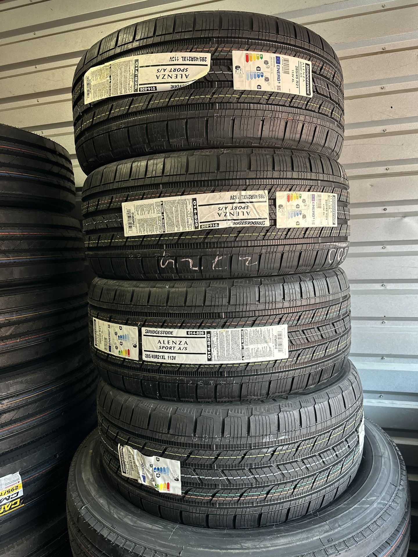 285/45R21 Bridgestone Alenza Sport