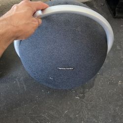Black Bluetooth Speaker