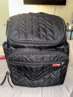 Skip Hop Forma Diaper Bag