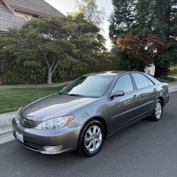 2005 Toyota Camry XLE