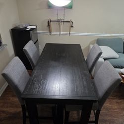 Ashley Furniture Jeanette Counter Height Table Set