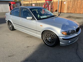 2003 BMW 325i