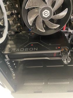 CyberPowerPC Gamer Master Gaming Desktop AMD Ryzen 5-7600 Radeon RX 7600 16GB DDR5 1TB SSD Black