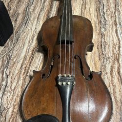 Violin  V. C.  Squire  1902 Sticker Inside Says 