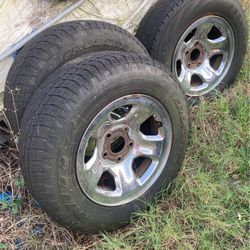 (4) P245/70R17 Tires And 17 Inch Chrome Rims  Dodge Rams Center Caps Extra If Wanted 