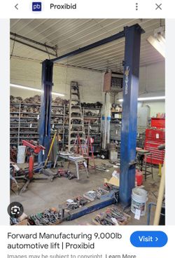 Forward Manufacturing 9,000lb Hydrolic Lift