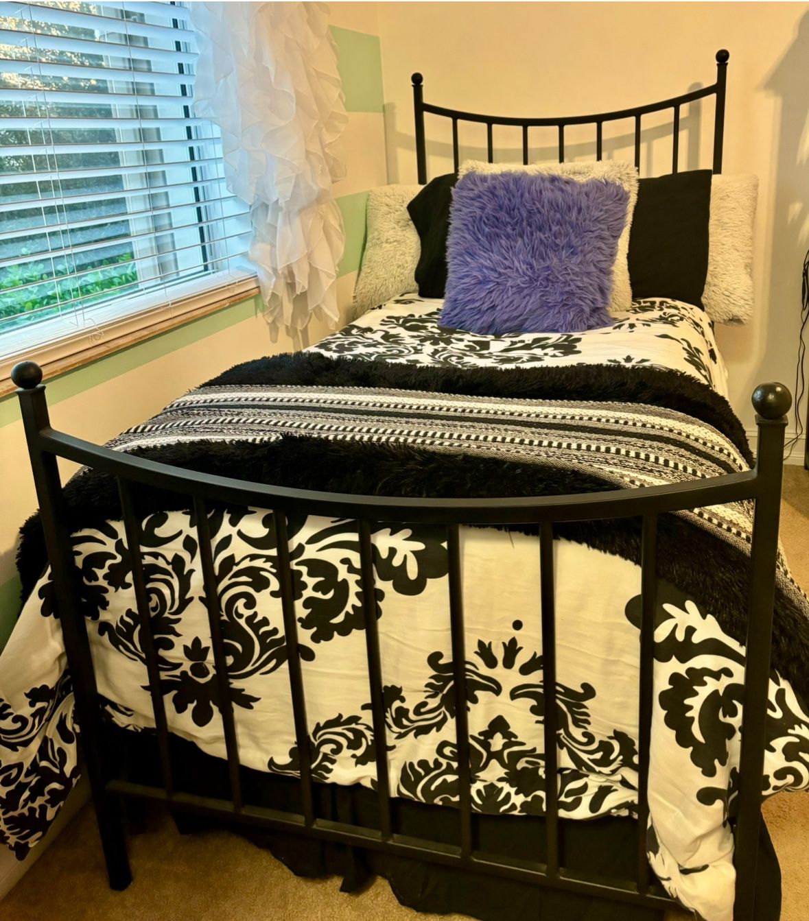 Metal Twin Bed Frame 