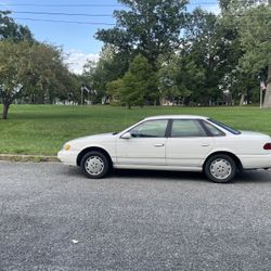 1995 Ford Taurus