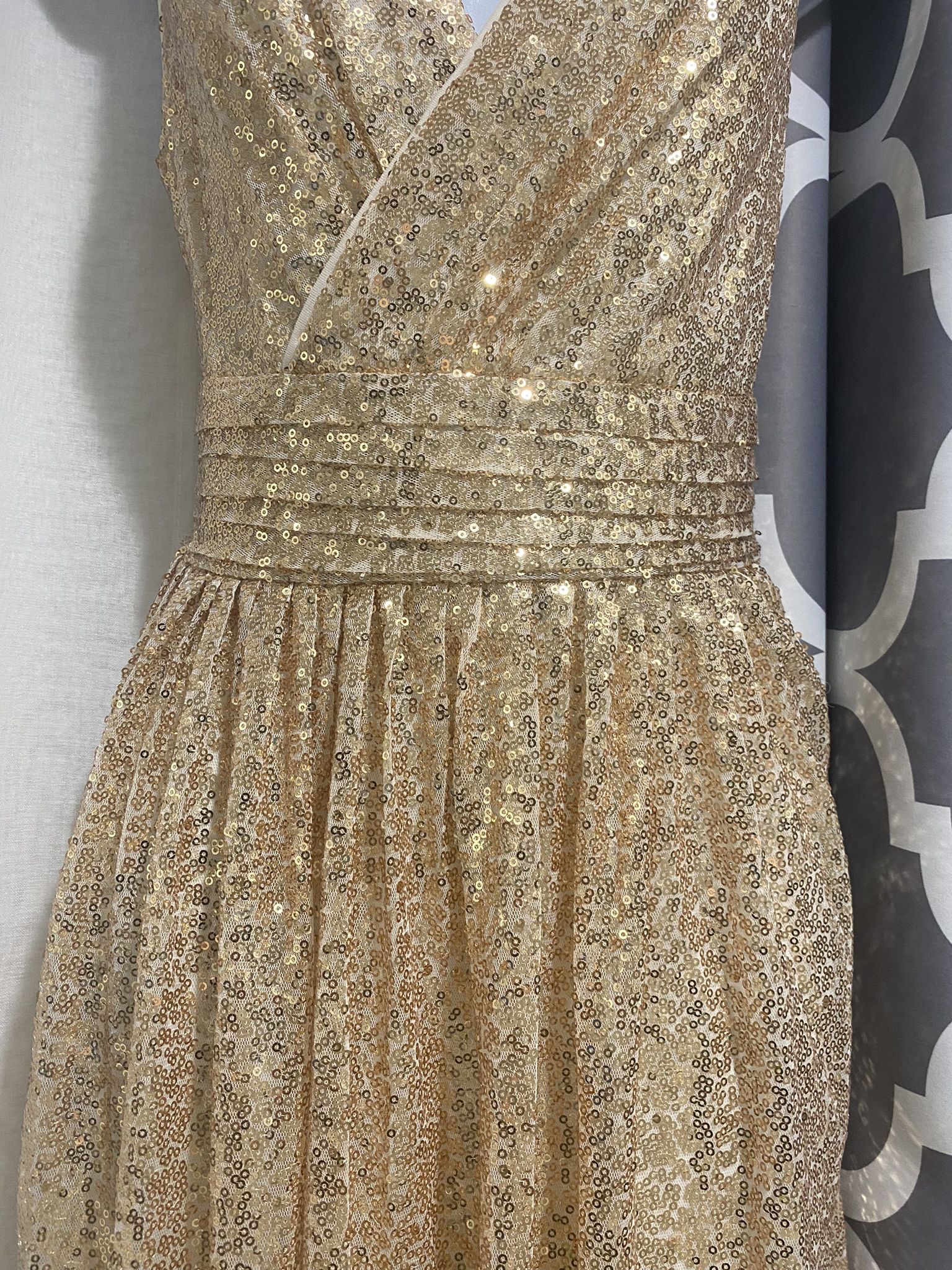 Gold Sequence Party Dress 🎉Size 8