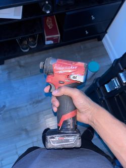 Milwaukee impact drive m12 fuel