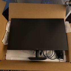 27” LG Computer monitor 