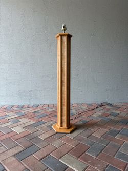 Floor lamp