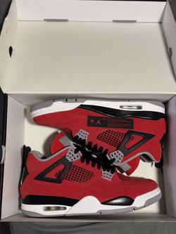 Jordan 4 Toro Bravo