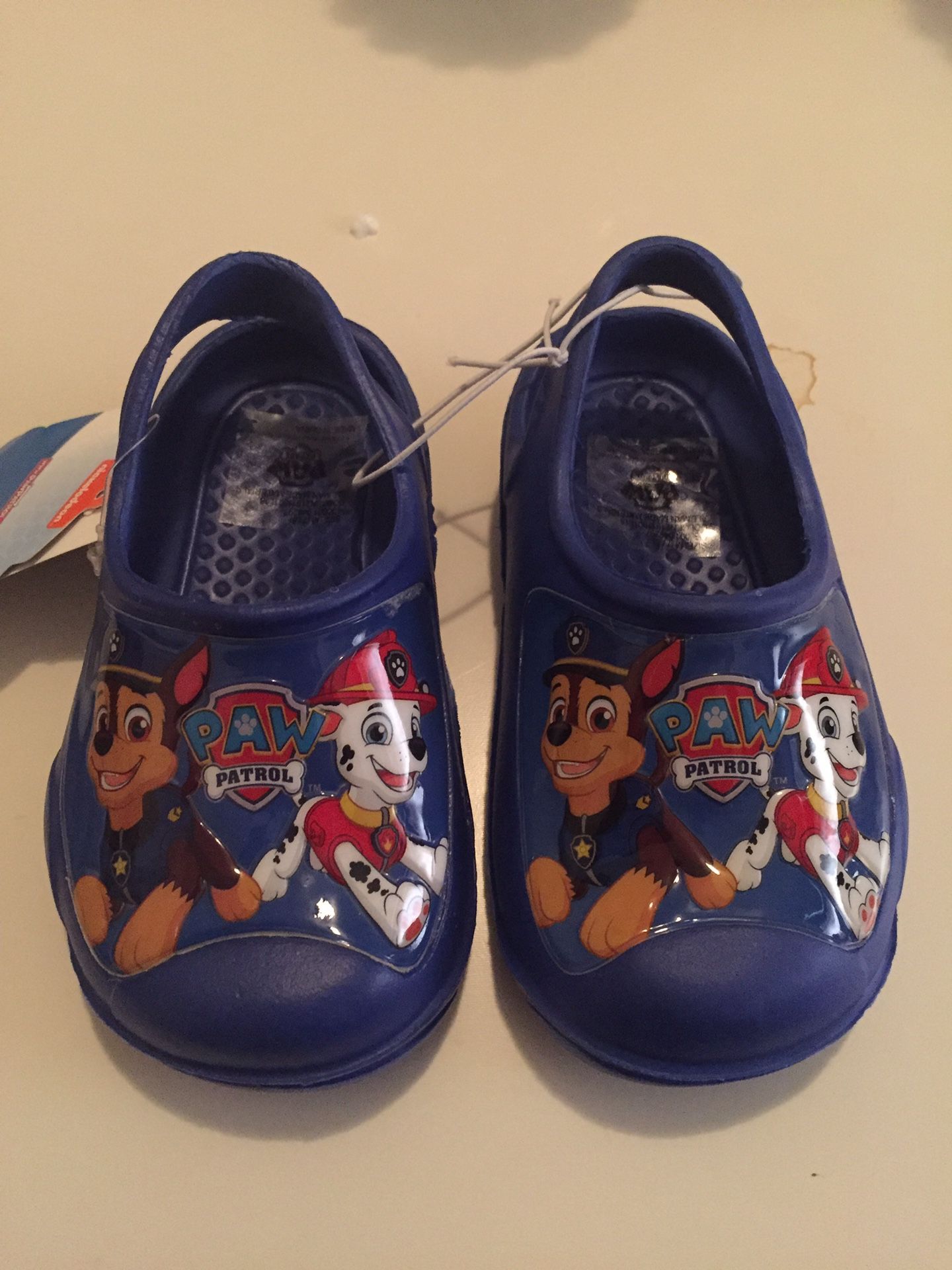 New!!! Toddler shoes size 7/8