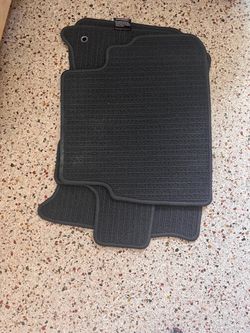 FREE/Gratis- car mats Subaru