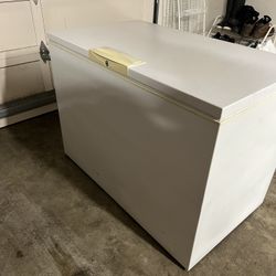 Kenmore 16 Cubic Foot Freezer