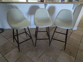 Set of three stools