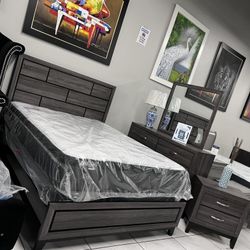 4pc Queen Bedroom Set 💞💞