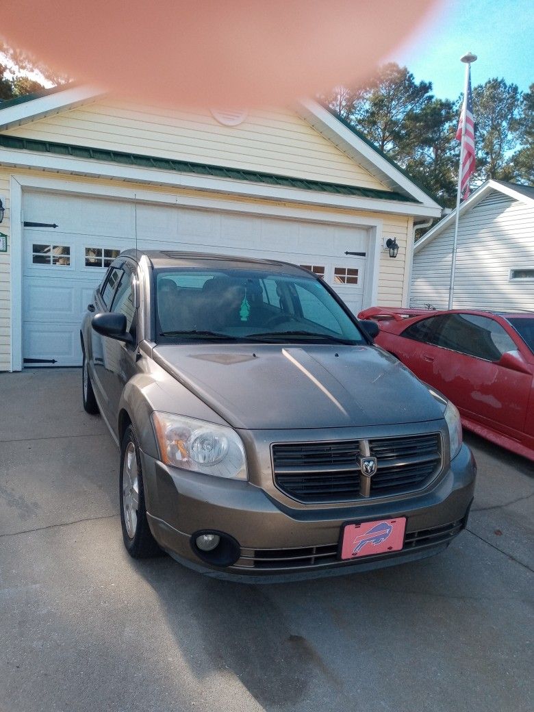 Dodge Caiber