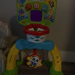 VTech Count & Win Sports Center – Basketball & Soccer Toy