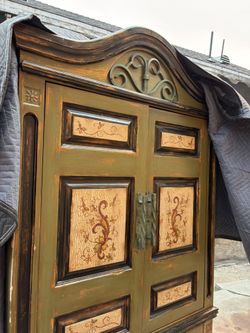 Antique Cabinet / Dresser Furniture 