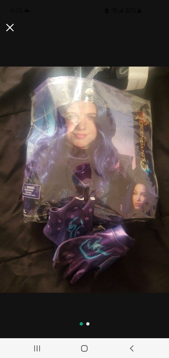 Disney Mal Wig And Gloves