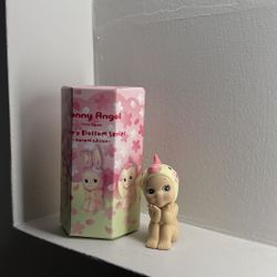 Sonny Angel Cherry Blossom Parrot