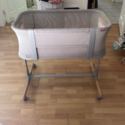Skip Hop Bassinet
