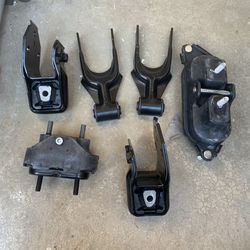 Chevrolet Impala motor mounts 06-11