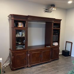 Used Home Entertainment Center(HEC)