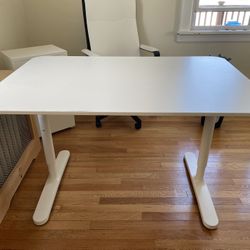 IKEA BEKANT DESK