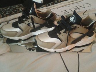 Nike 10