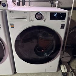 LG Compact Washer + FREE Matching Dryer (Needs Repair) – Easy Garage Pickup