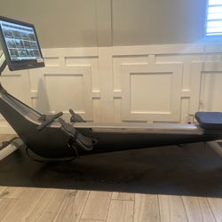 HYDROW ROWER and MAT