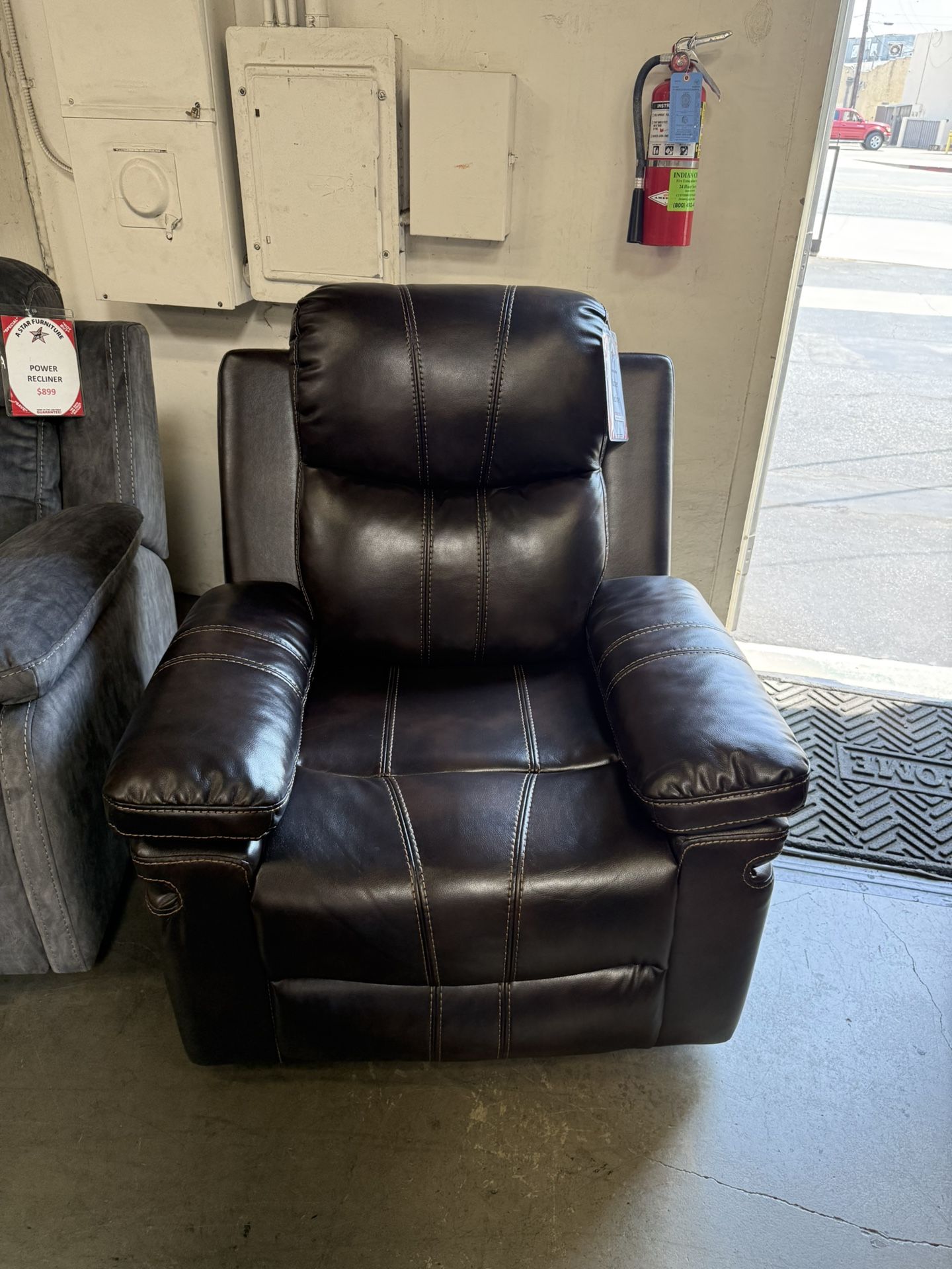 Power Recliners