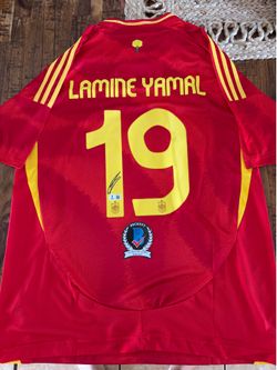 Lamine Yamal signed Spain jersey