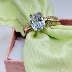 NWOT 3PC Stunning Golden Tone Bridal Set Oval CZ ring For Women In 7 engagement