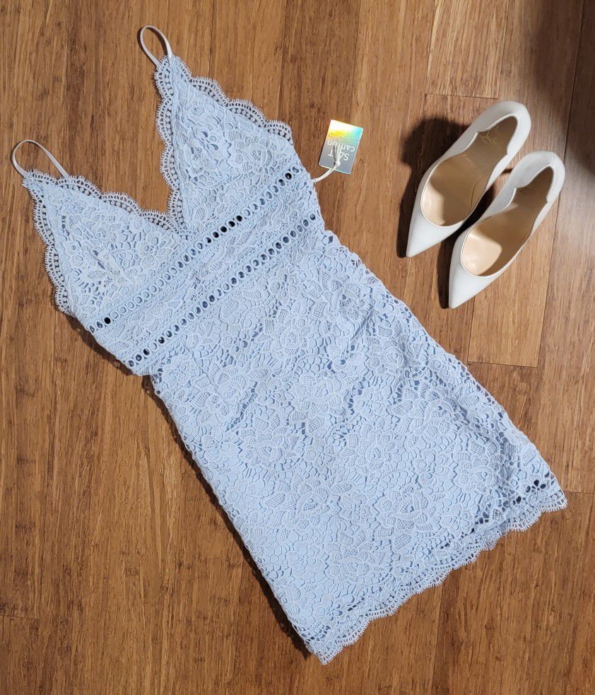 New w/tags Ice Blue Lace Dress size M