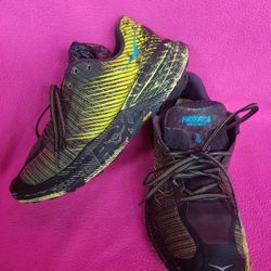 HOKA ONE ONE SPEEDGOAT MEN'S SHOES SIZE 9.5
