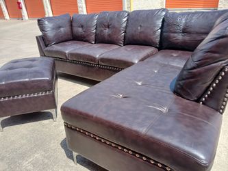 ✨️💢Nailhead Leather Sectional w/ Ottoman