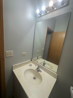 Complete vanity set