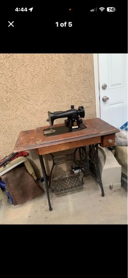 Vintage singer sewing machine
