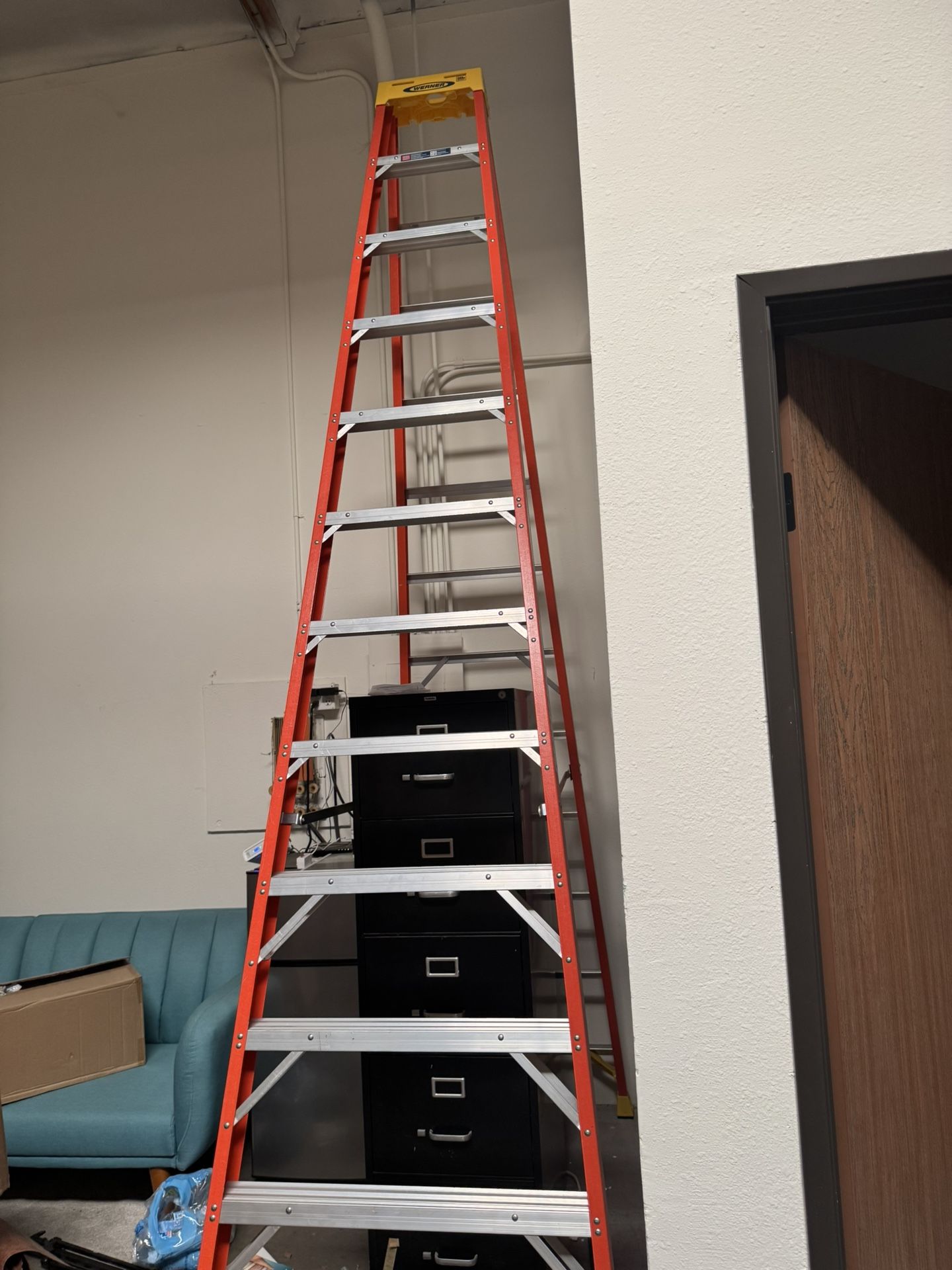 12 Ft Ladder