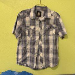 Men’s Short Sleeve Shirt (size XL)